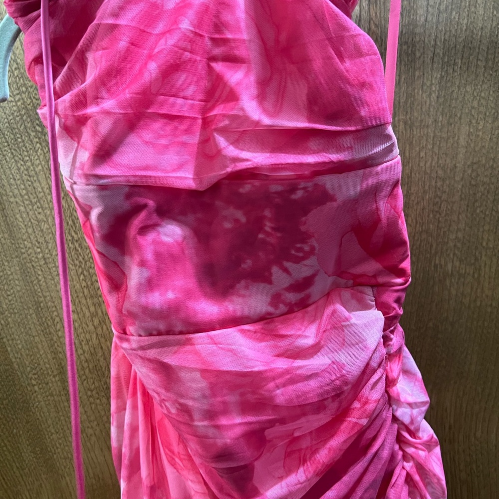 MADELYN BACKLESS MIDI DRESS ROSE PRINT PINK - Picture 7 of 9